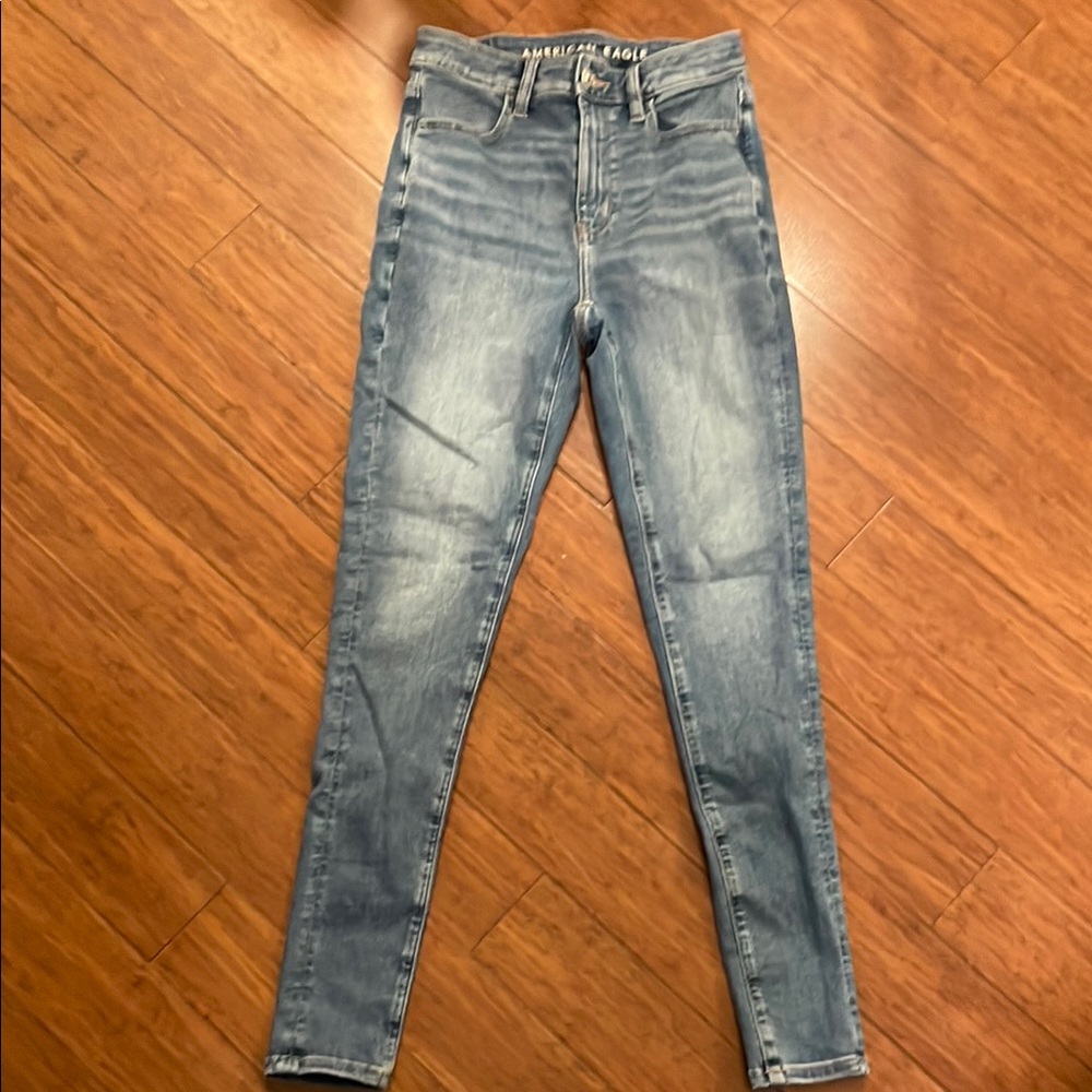 American Eagle Outfitters High Rise Blue Jeans